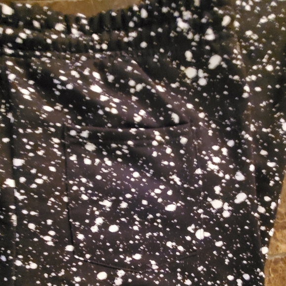 Public Record Men's standard fit black white paint spatter savage Joggers M NWT - Picture 5 of 5